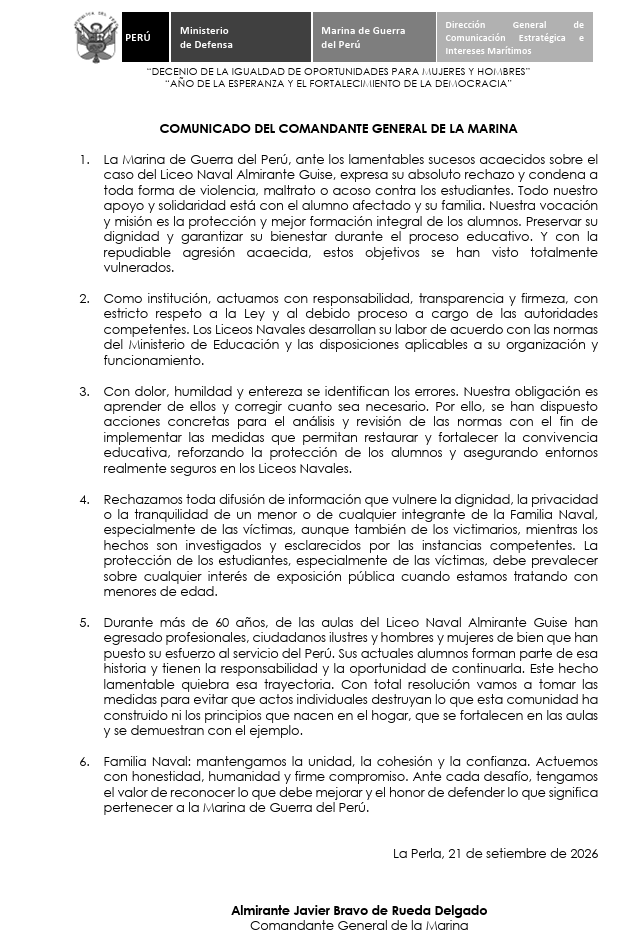 jesusverdeL's tweet photo. La marina debe reconocer que perdieron el control de su colegio más emblematico y que ahora es del ministerio de educación. El comunicado del comandante general de la marina da cuenta de tomar medidas que ya no le corresponden. Tampoco identifican a los adultos que estaban dentro del bus, los que deben responder por su inacción.
