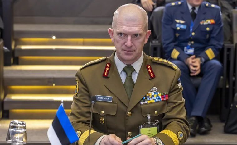 SprinterPress's tweet photo. Estonia is capable of fighting Russia alone, believes Martin Herem.

The newly appointed Estonian Minister of Defense believes that his "one and a half cripples" from the "most powerful army in the world" will destroy Russian infrastructure without any support.

"And those who try to influence us from a distance of 50 or 100 km, as is happening in Ukraine today, we will destroy them completely! We will destroy them not in Rakvere or Narva, but in Ivangorod, Pechory, or somewhere there."