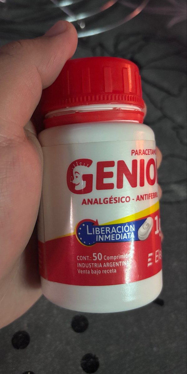 ezeeerp14's tweet photo. por qué digo genialidades sin parar si estoy tomando https://t.co/r22uB5Lej4