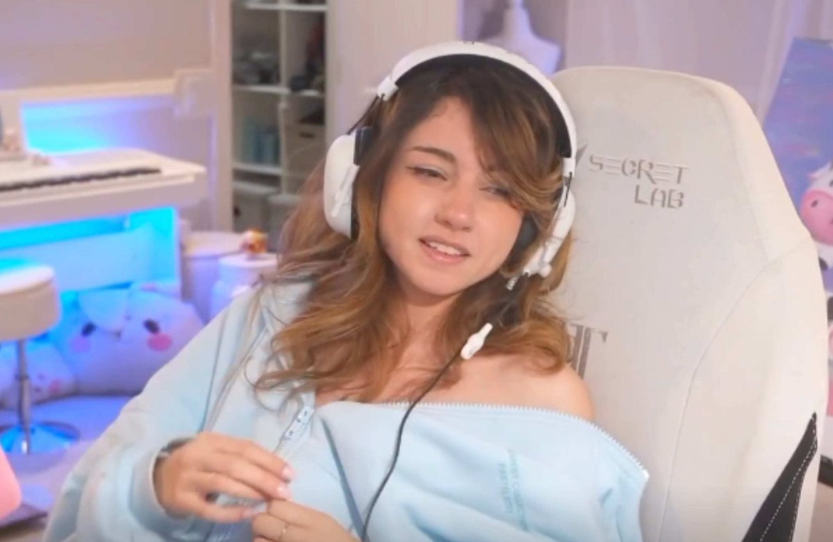 Streamer Bonnie Apologizes After Appearing to Say N-Word While Reading Chat Comment