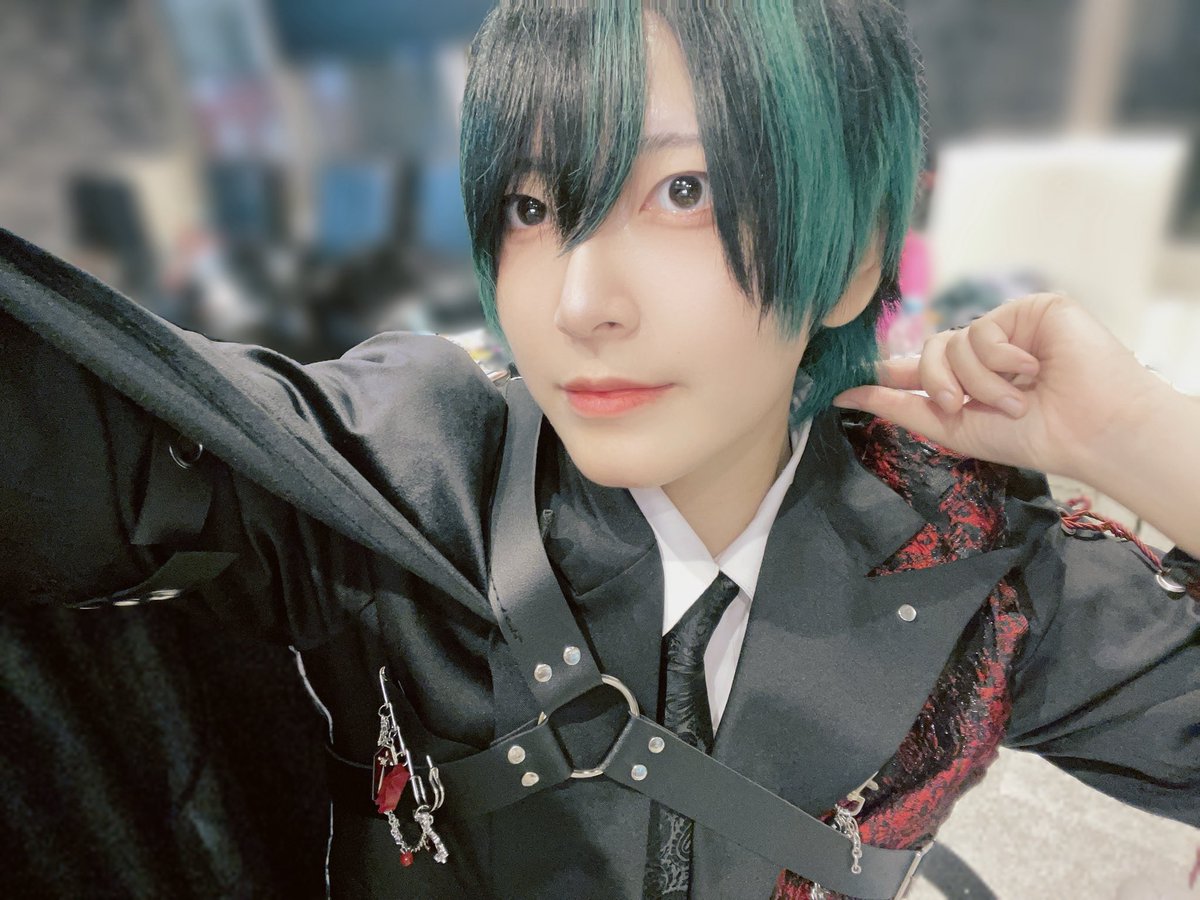 dcd_miyabi's tweet photo. 取り急ぎ🍀
音MABUSHIありがとうございました！
楽しんで頂けたでしょうか！新ビジュもたくさん褒めてくれてありがとうねー！
いっぱい感想教えてください！ https://t.co/s0vyeQ3I2m