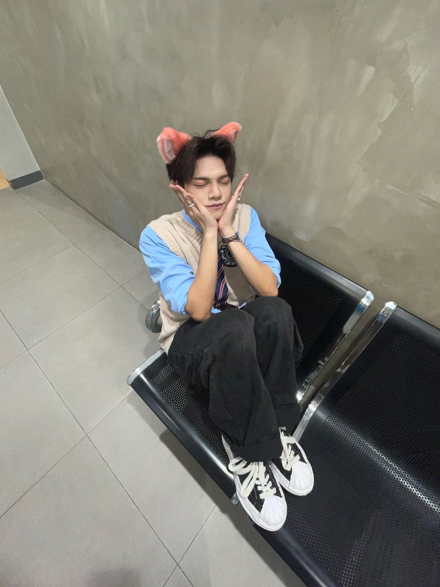 elevenation_ofc's tweet photo. 🔗 [📱] #ELEVEN_Socials
2026.09.21
via IG Post

"school boi"

🔗 https://t.co/T5UpnDxswZ

#DAYONEFindTheirStories
#DAYONEOfficial #DAYONE_Eleven https://t.co/rgRsTuWp27
