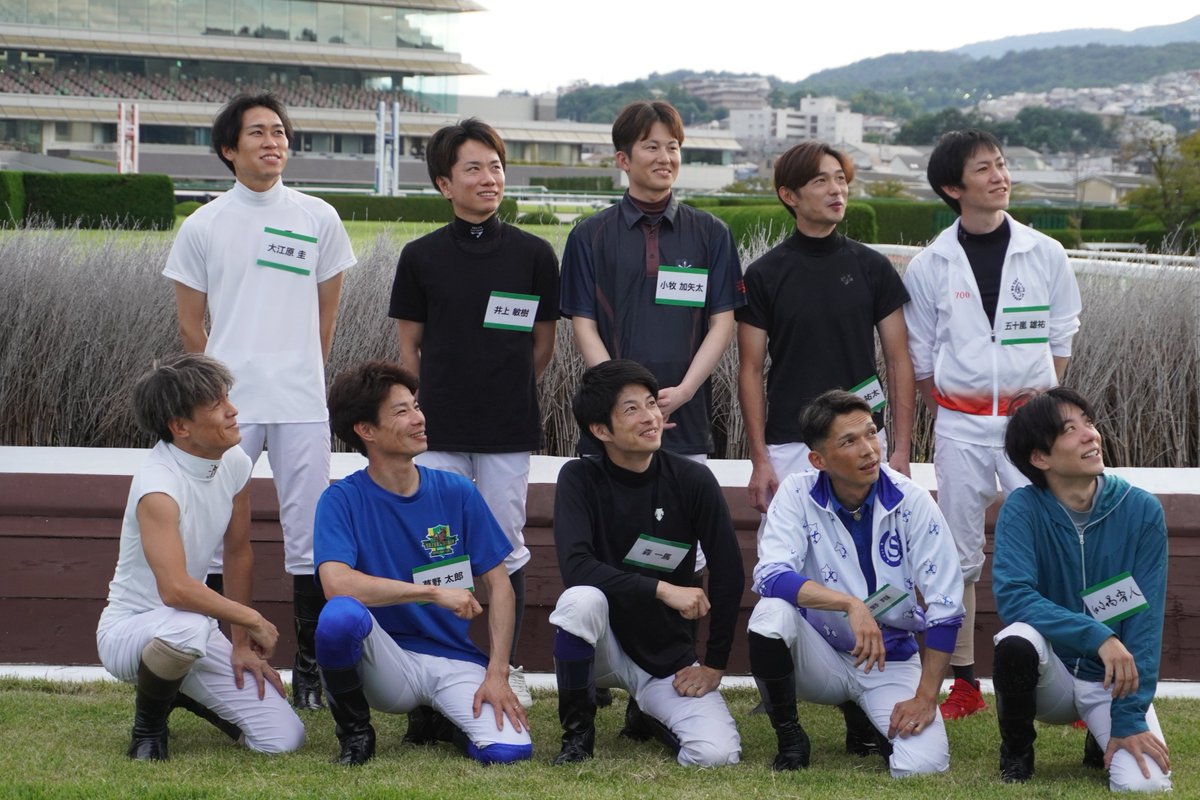 Ddd98029776's tweet photo. @wongwong_O モノクロとかにカッコよく加工してくれって潤さんが言ってた気がします！ https://t.co/DITDFoPD0N