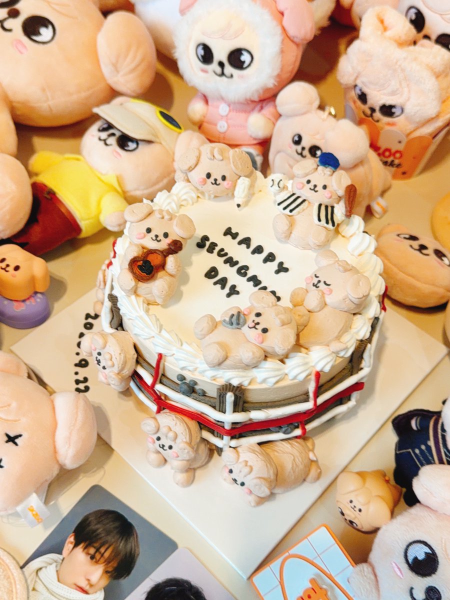 coma_c_'s tweet photo. 🤍🐶🤍🐶🤍🐶🤍🐶
-------------------
　　Seungmin
꙳⸜ 𝖧𝖺𝗉𝗉𝗒 𝖡𝗂𝗋𝗍𝗁𝖽𝖺𝗒  ⸝꙳
-------------------
🐶🤍🐶🤍🐶🤍🐶🤍

#널_감싼_우주가_될게_승민아
#DivineVocalSeungmin
#HappySeungminDay https://t.co/A1g3pNzX0m