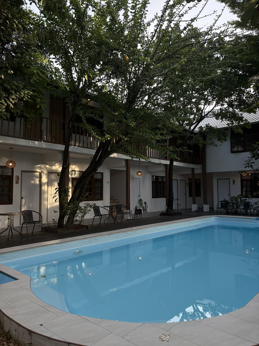 vendredimai's tweet photo. 📍 aono hotel — chiang mai
🚗 มีที่จอดรถหน้าโรงแรม

โรงแรมสไตล์ญี่ปุ่นที่ฟีลกู้ดมากมากคับ บรรยากาศเงียบสงบ เป็นส่วนตัวสุดสุด ภายในห้องพักตกแต่งแบบเรียบง่าย แต่ครบทุกดีเทล ห้องกว้าง เปิดประตูห้องไปคือกลิ่นหอมฟุ้ง ที่สำคัญราคาน่ารัก เค้ากดจองได้ราคาประมาณ 800-900 บาทต่อคืน https://t.co/RViPYajc7m