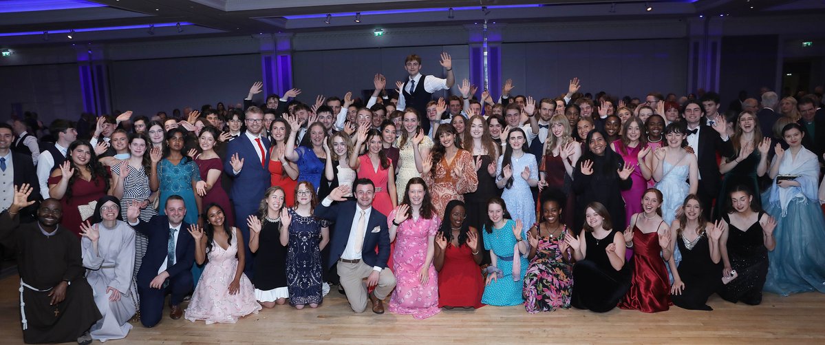 prolifecampaign's tweet photo. What a night😃

We were thrilled with the massive numbers attending our annual Fundraising dinner Ceiliúradh Cois Life last Saturday night in Dublin. ✨

Thanks to all those who supported the event and to our keynote speaker Breda O’Brien❤️

Here’s a photo of some of the younger attendees who joined us on the night...a wonderful sign of the next generation getting involved! 🙌

More photos from the evening coming soon! 📸✨
#ProLife #ProLifeGen #CeiliúradhCoisLife #CeiliúradhCoisLife2026 #AnnualDinner