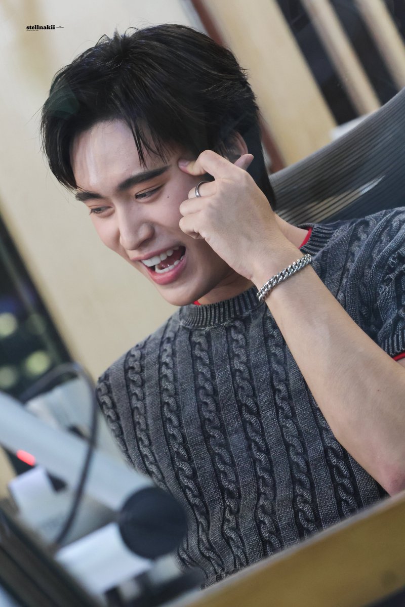 stellnakii's tweet photo. 260921

😆

GEMINI PROMOTE FRAGILE SONG

#GeminiFragile_Presstour
#Flex1045xGEMINI_Fragile
#Gemini_NT #เจมีไนน์ 
@gemini_ https://t.co/acNvVTclQB
