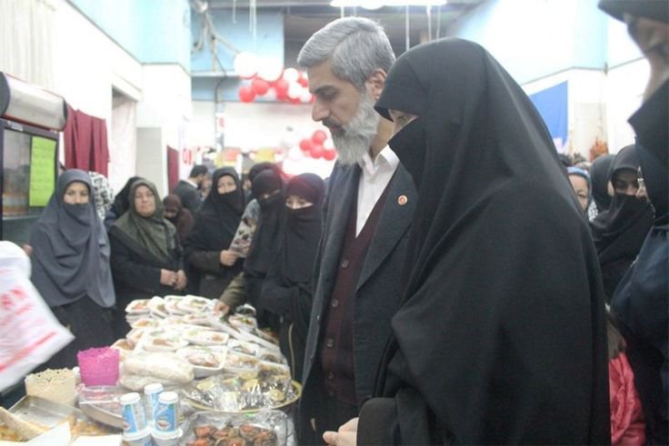 azeynepsari's tweet photo. Takvimler bir ayı gösterdi. Furkan kardeşliği de, hocasına olan güveni de ilk günkü gibi sarsılmaz bir şekilde dimdik ayakta. Bugün bu zulmü reva görenler, yarın Rabbimin huzurunda yaptıklarının hesabını verecekler! 
#Susmayacağız
AlparslanHocadan Mesaj
Susma SıraSanadaGelecek https://t.co/olqZe2sl77