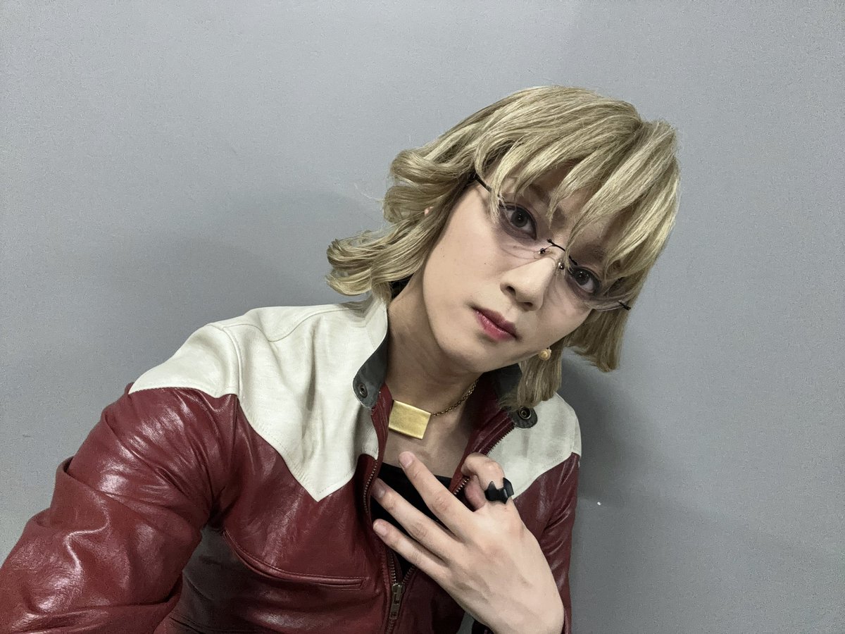 ichigo_shiota's tweet photo. #舞台タイバニ 
本日もありがとうございました‼️
台風が来ている中、足を運んでくださり
感謝でいっぱいです✨️
お気をつけてお帰りください🫡

ゲネプロでの嬉しすぎるお写真‼️
お忙しい中来てくださり嬉しかったです！

まだまだ上げて行きましょう✌️
明日も最高の日にしましょう🤩
よろしくお願いします✨️