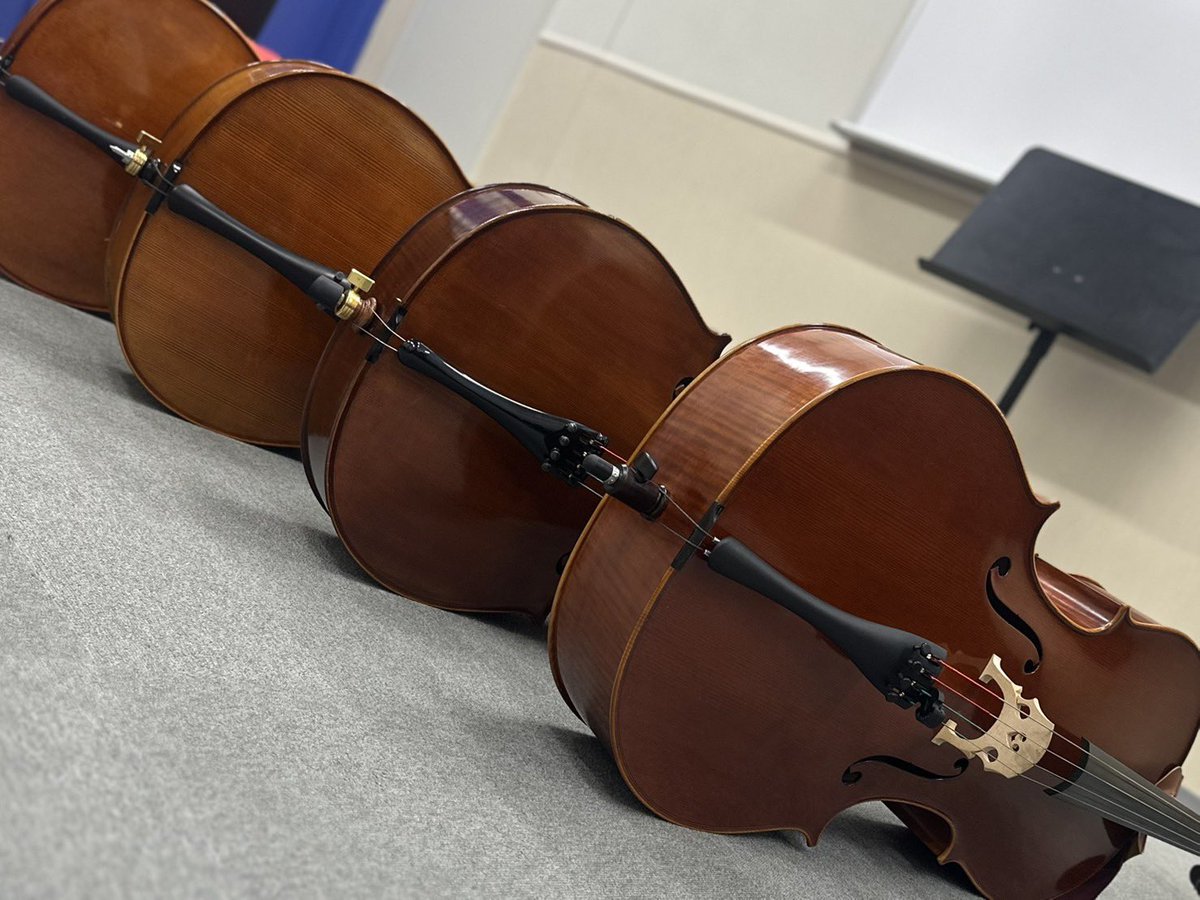 4_cellos's tweet photo. チェロカルテット練習日でした!
来年の本番に向けて頑張ります☺️
#4cellos https://t.co/cvAkxoP6pA