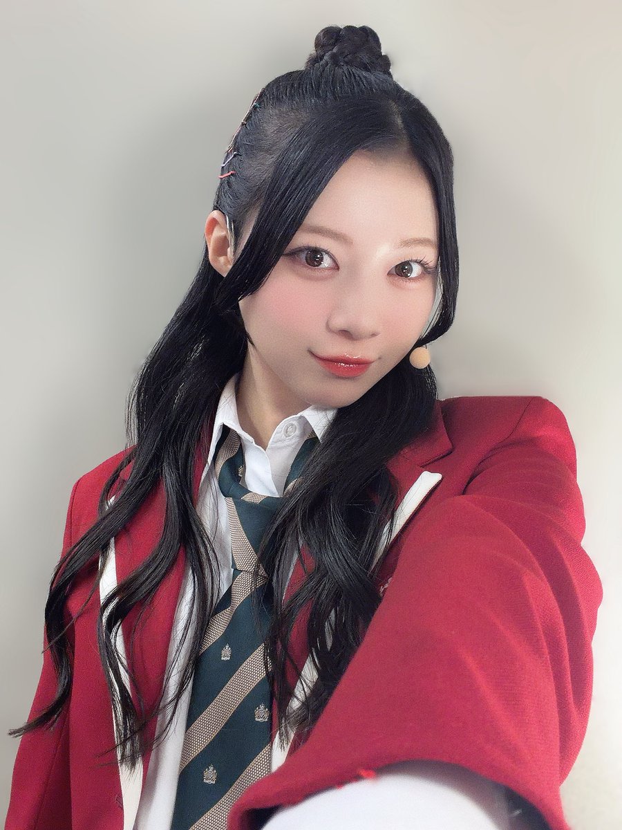 murayama_yuuka's tweet photo. #スクールアイドルミュージカル
day3🎤♥️
｢本編｣、「文化祭＆後夜祭スペシャル公演」
ありがとうございました！

当日券、リピーターチケットもあります⬇️ぜひ何度でも！#スクミュ の世界一緒に楽しみましょう✨️
https://t.co/HFpwlkKM3x #lovelive https://t.co/lzHlISe6Zk