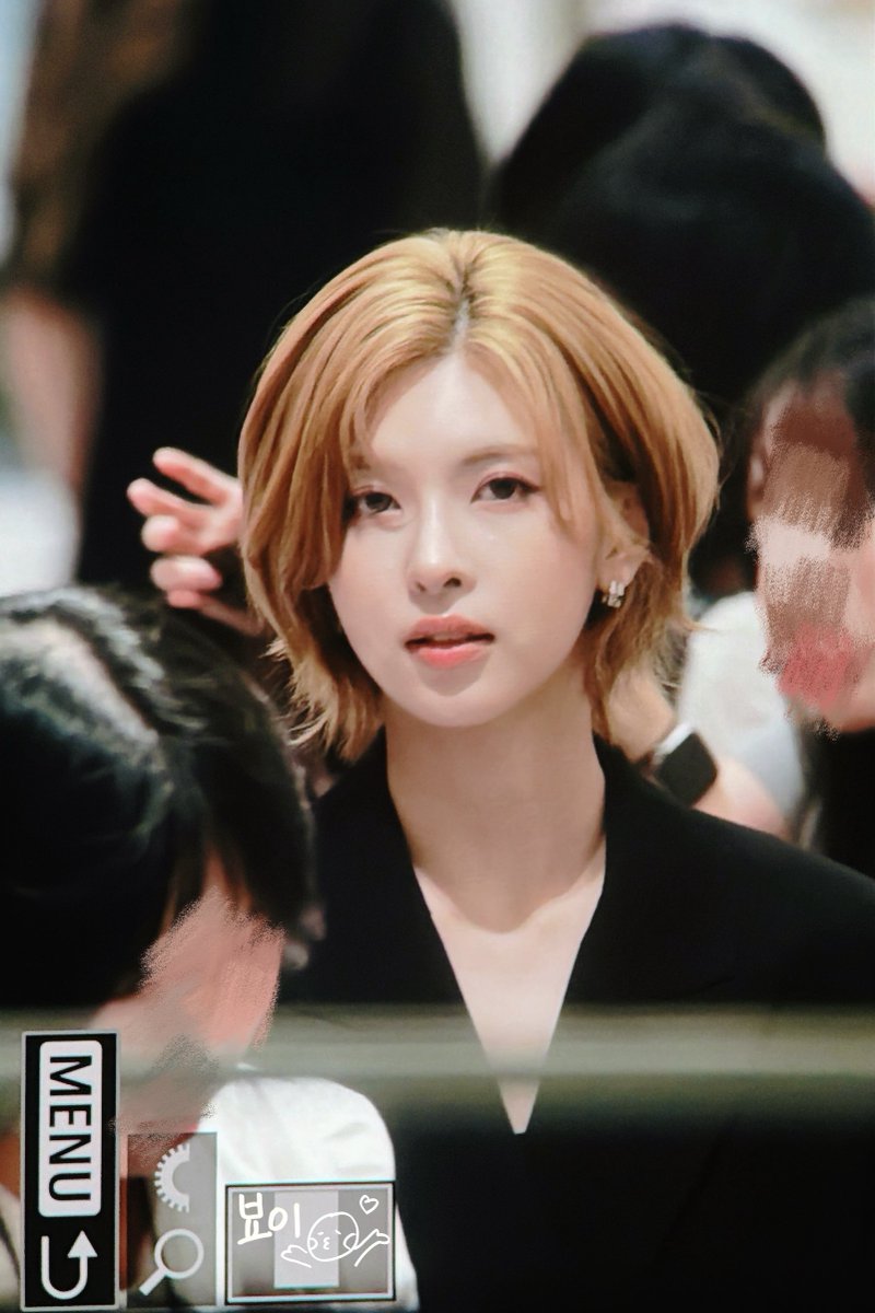 byoI228's tweet photo. 260921

#엔믹스 #NMIXX 
#배이 #BAE #배블왔솔 https://t.co/CACcVL8o0t