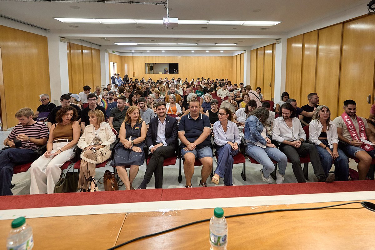 aj_gandia's tweet photo. 🏳️‍🌈 Gandia reivindica la memoria y los derechos LGTBI en las V Jornadas contra la LGTBI-fobia Javier Abil Orpegui.

ℹ️ https://t.co/mTeZdQc2GF

📷 Natxo Francés https://t.co/hyUuJXN1sw