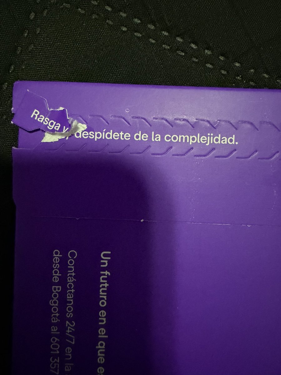IvanGiL__'s tweet photo. @_ram_ @nubank extraño esta experiencia. Cuando me cambiaron mi tarjeta llegó un sobre pangado y para abrirlo Jummm https://t.co/9Ns65qdLwy