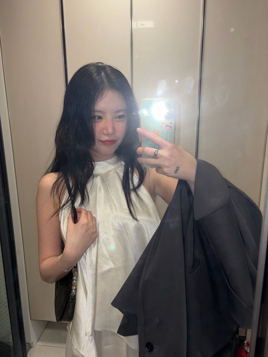 SoojinBrasil_'s tweet photo. [ 📸 ] SOOJIN via FROMM 210926

#SOOJIN #서수진 https://t.co/3vlo4wFy6B