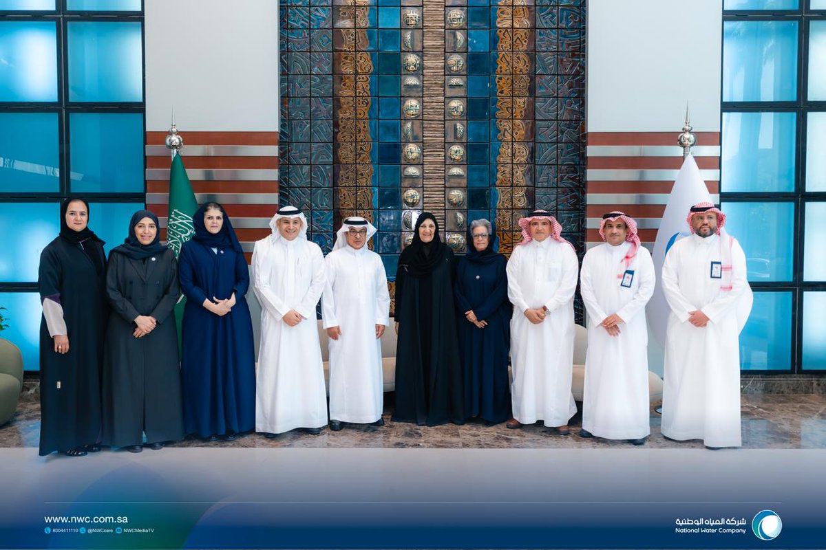 nwc_media's tweet photo. وشهد اللقاء توقيع مذكرة تفاهم لدعم الحملة الوطنية للتوعية بسرطان الثدي. https://t.co/2qOUGIeAwN