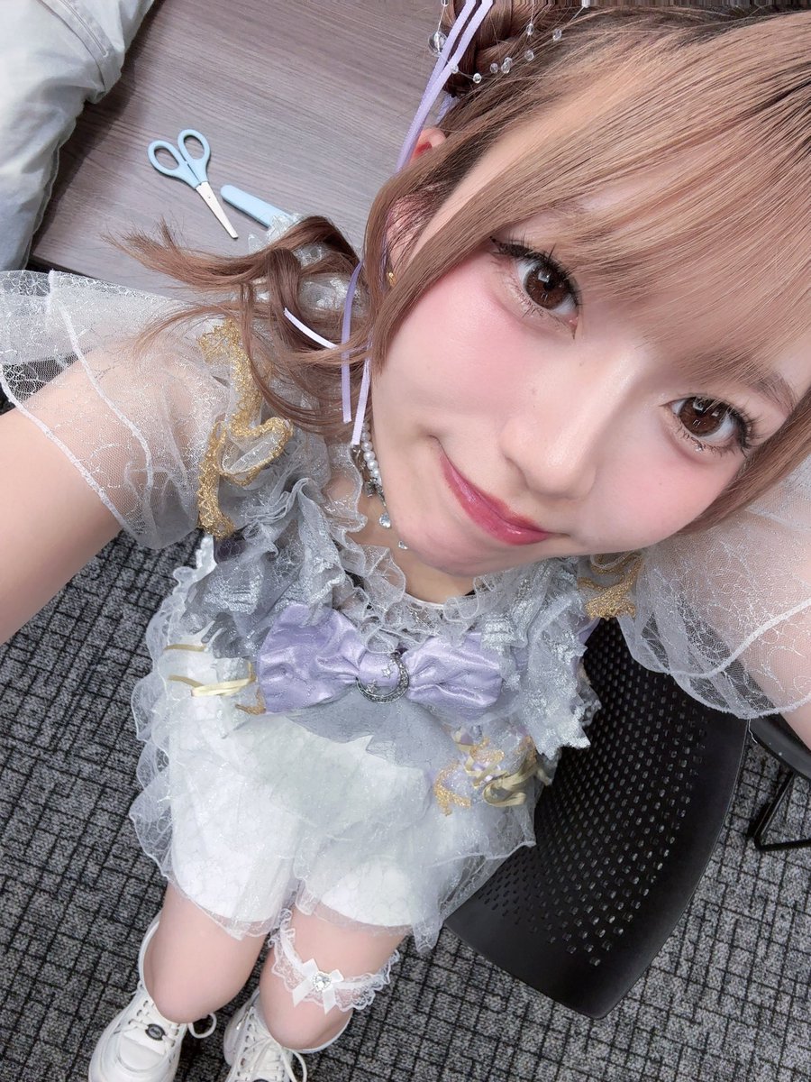 karen_droptune's tweet photo. 浮気したらハサミで切り刻んであげる❤︎ https://t.co/YEE8AZwQt3