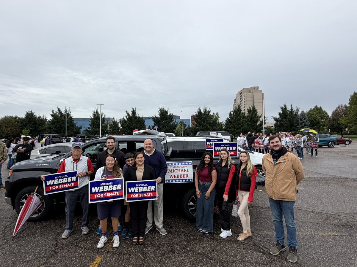 electwebber's tweet photo. Took part in the Troy Family Daze parade on Livernois Saturday as part of the festival. Proud to once again sponsor the Troy Family Daze festival. https://t.co/VTINMEGNcq