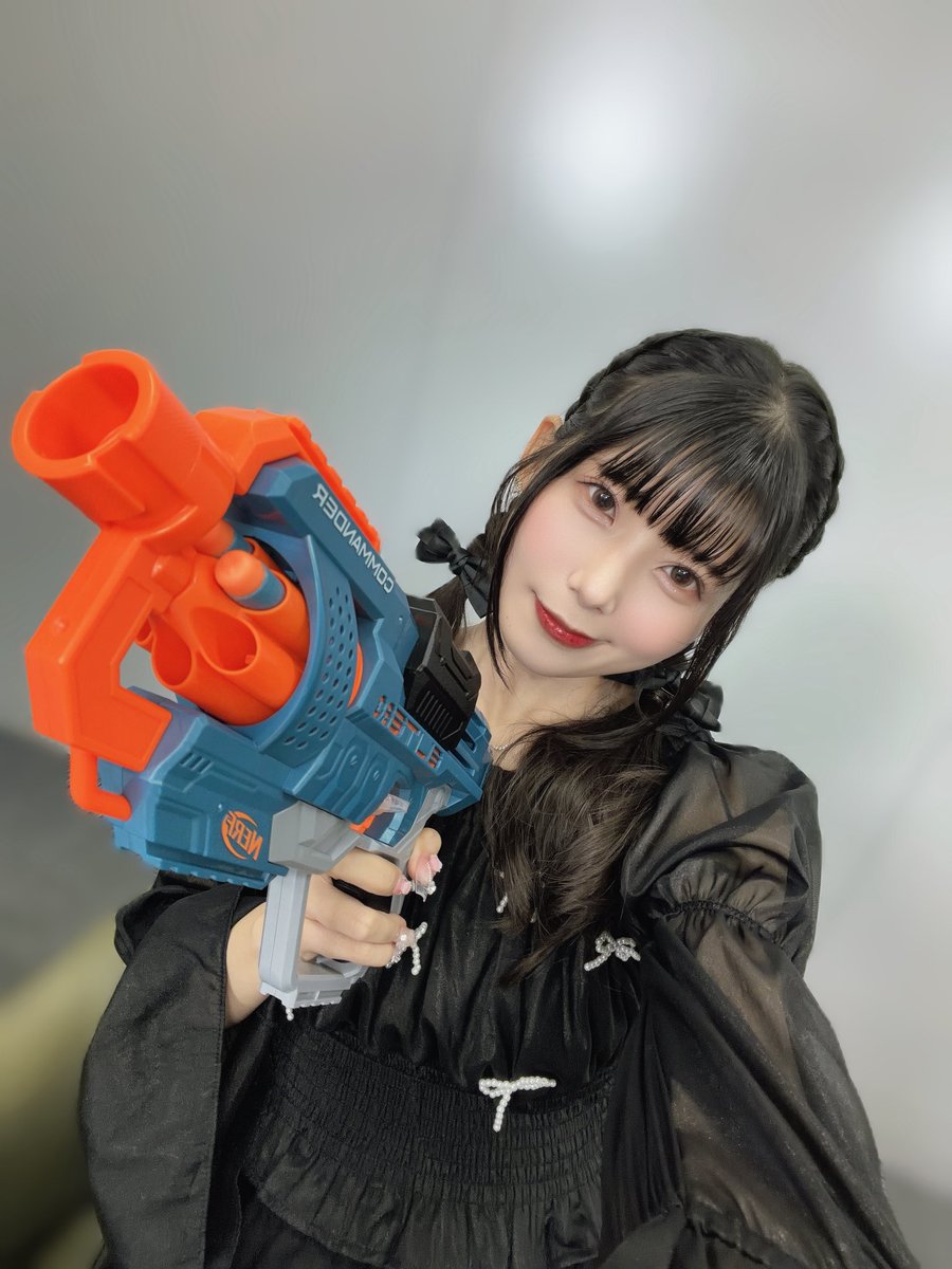 Iida_Hikaru_828's tweet photo. #ヒカROOM ご視聴ありがとうございました❣️❣️
『めっちゃカメレオン』久しぶりの隠れんぼ楽しかった！！みんなナイスカメレオン！！🦎✨️

そして次回のゲストは！！！
しぐれういさんにご出演いただきます‼️‼️これは夢なのか！？いいのか！？ 来月がとっても楽しみ…！！🥺🥺
ぜひ遊びに来てね🏠🌟 https://t.co/rpxi5iukIP
