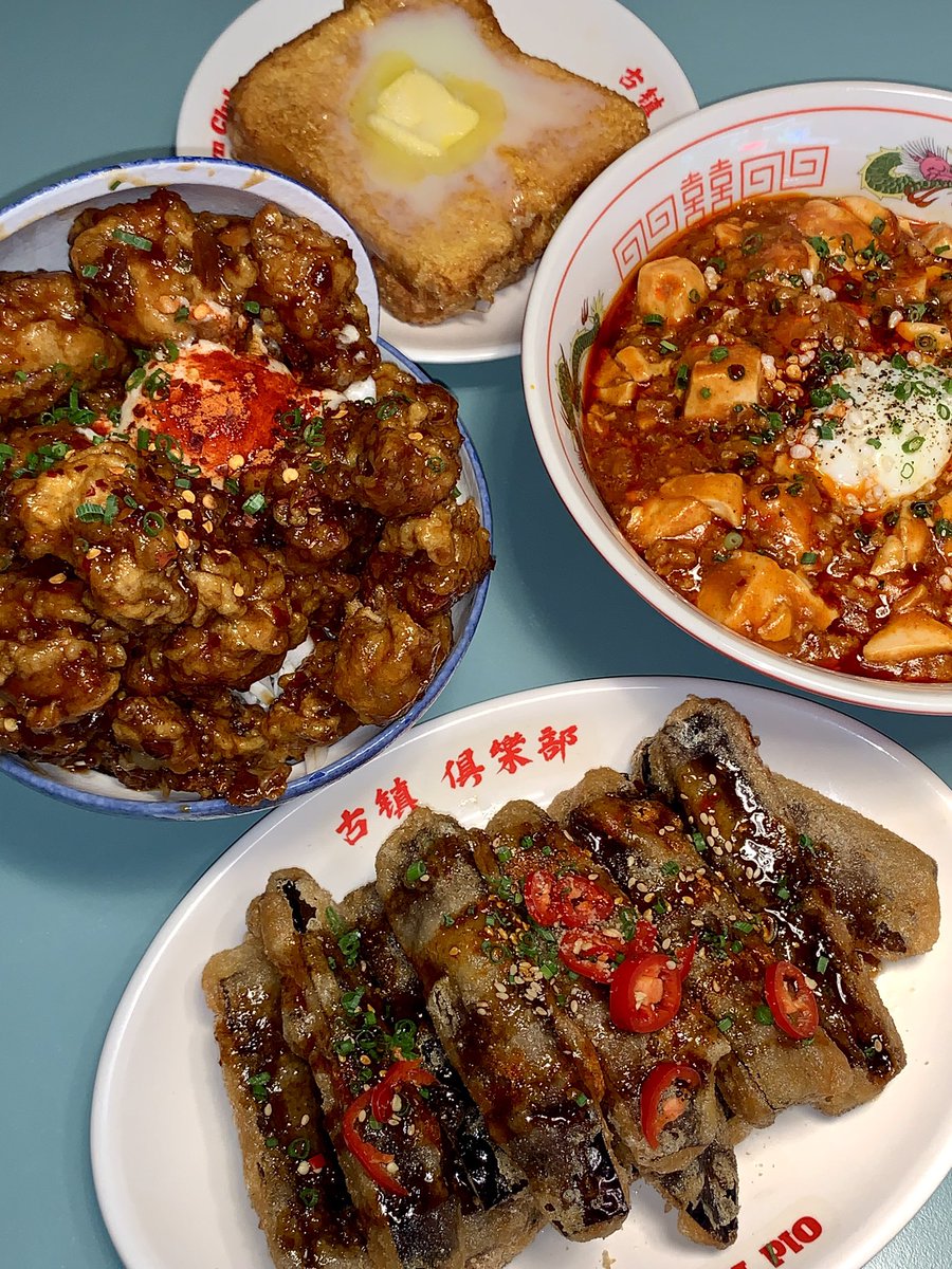 eatgammm's tweet photo. 올드타운클럽
아기다리고기다리던올드타운클럽방문
마파두부덮밥 면 변경하고 깐풍기덮밥에 잇는 밥을 말아먹엇어요..맛잇어서 울음
왜 유명한지 알겟고요 이거 먹으러 또 갈래요
잡앗다🍆 https://t.co/D66d5v6Qif