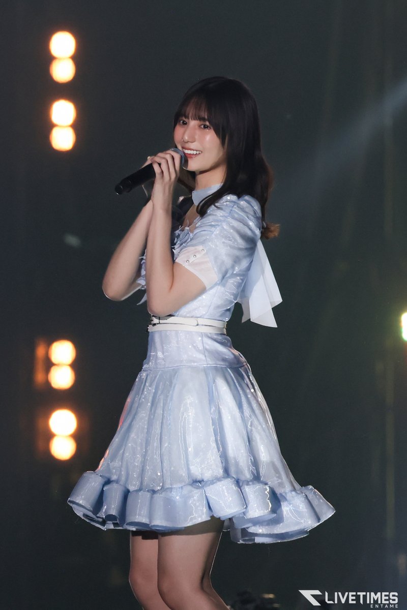 LIVETIMES_ENTA's tweet photo. 【IRC 2026 A/W】小坂菜緒

透明感あふれるビジュアルと
笑顔×アンニュイな表情のギャップで魅了🤍

ライブでは最新曲も披露💫

🔻記事・画像はこちら
https://t.co/vr2ZC4CKpv

#IRC_TGC  #IRC #小坂菜緒 #日向坂46 https://t.co/eqy9iDpfzh