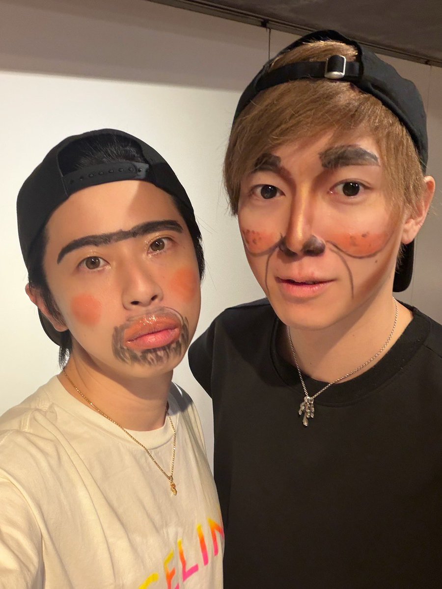 axxx1s_official's tweet photo. #あくしす日記

ごきげんよう、ちむ様です🌹

みんな台風大丈夫だった？！？！
オフだったので実家に帰る予定だったけど断念しておうち時間過ごしてました、、🥹掃除したり、片付けしたり、ネトフリ見たり、配信したりして過ごしたけどみんなはどんな1日だったー？？？

明日はロングライブがあります！晴れるみたいだから嬉しい🌤️みんな遊びにきてねー！！

撮影した時のちむみずを添えて💛🩵