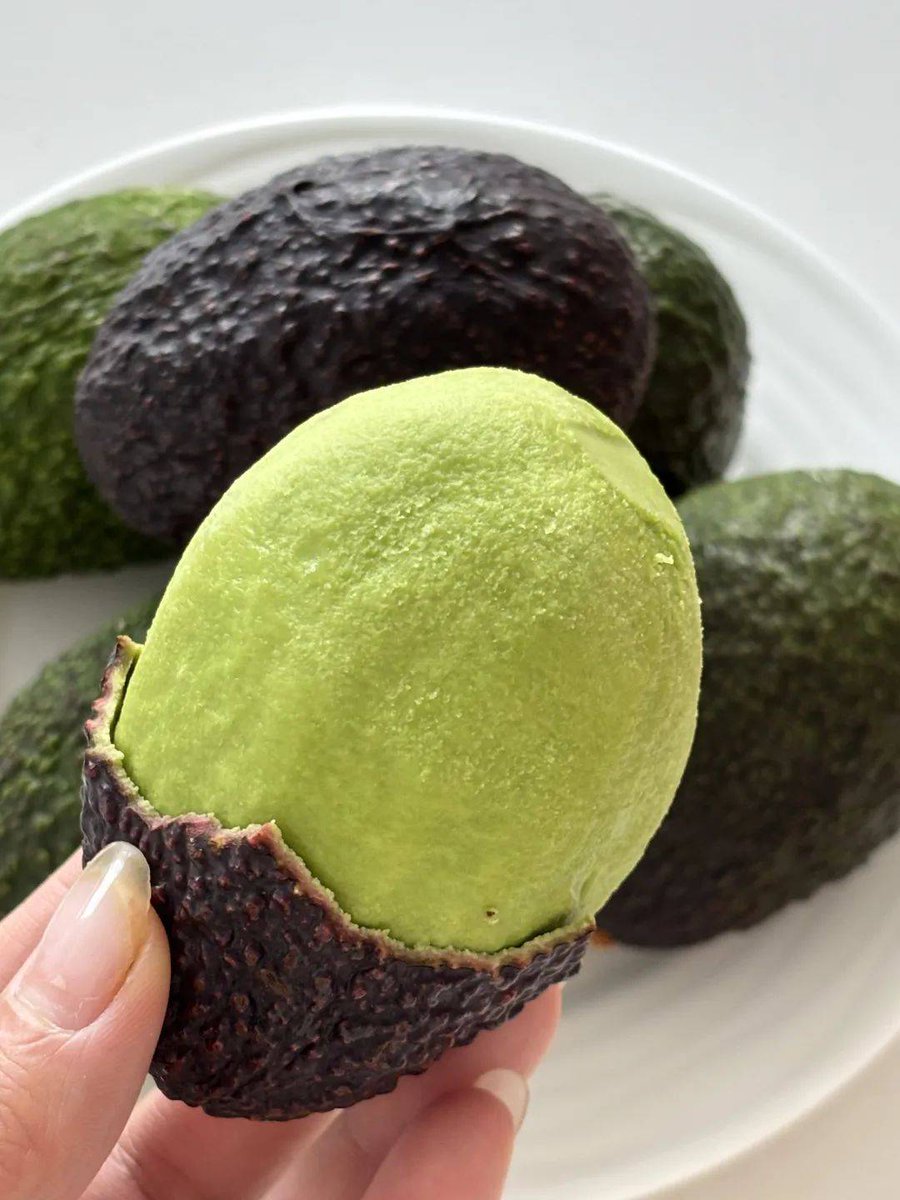 RosalieMonsrog's tweet photo. El aguacate maduro ideal! Cremoso, fresco, sin defectos, sabor auténtico. Perfecto para tostadas o guacamole ， https://t.co/YlRNja5fN2