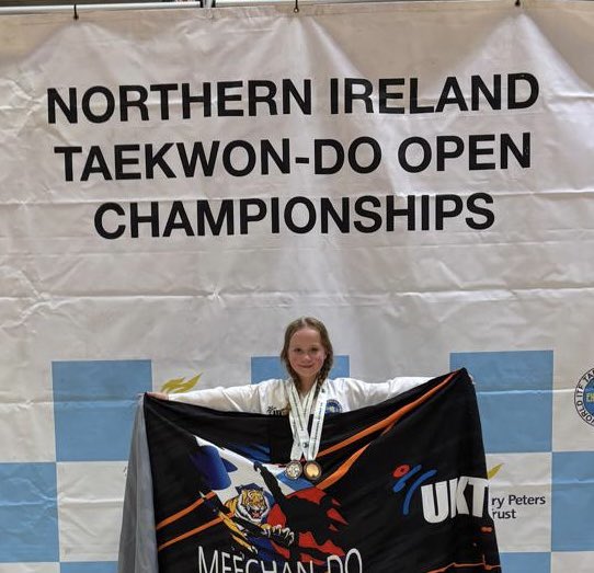 Louy74Tracy's tweet photo. @JennyEvansjl1 what a phenomenal competition in Belfast on Sunday.
Jessica won silver 🥈 for sparring and she was up against a red tag (two above her belt) and fought her four times.

She won bronze🥉 for patterns and came second in the flying high kick.
@MissTHurst https://t.co/cb8lx8celP
