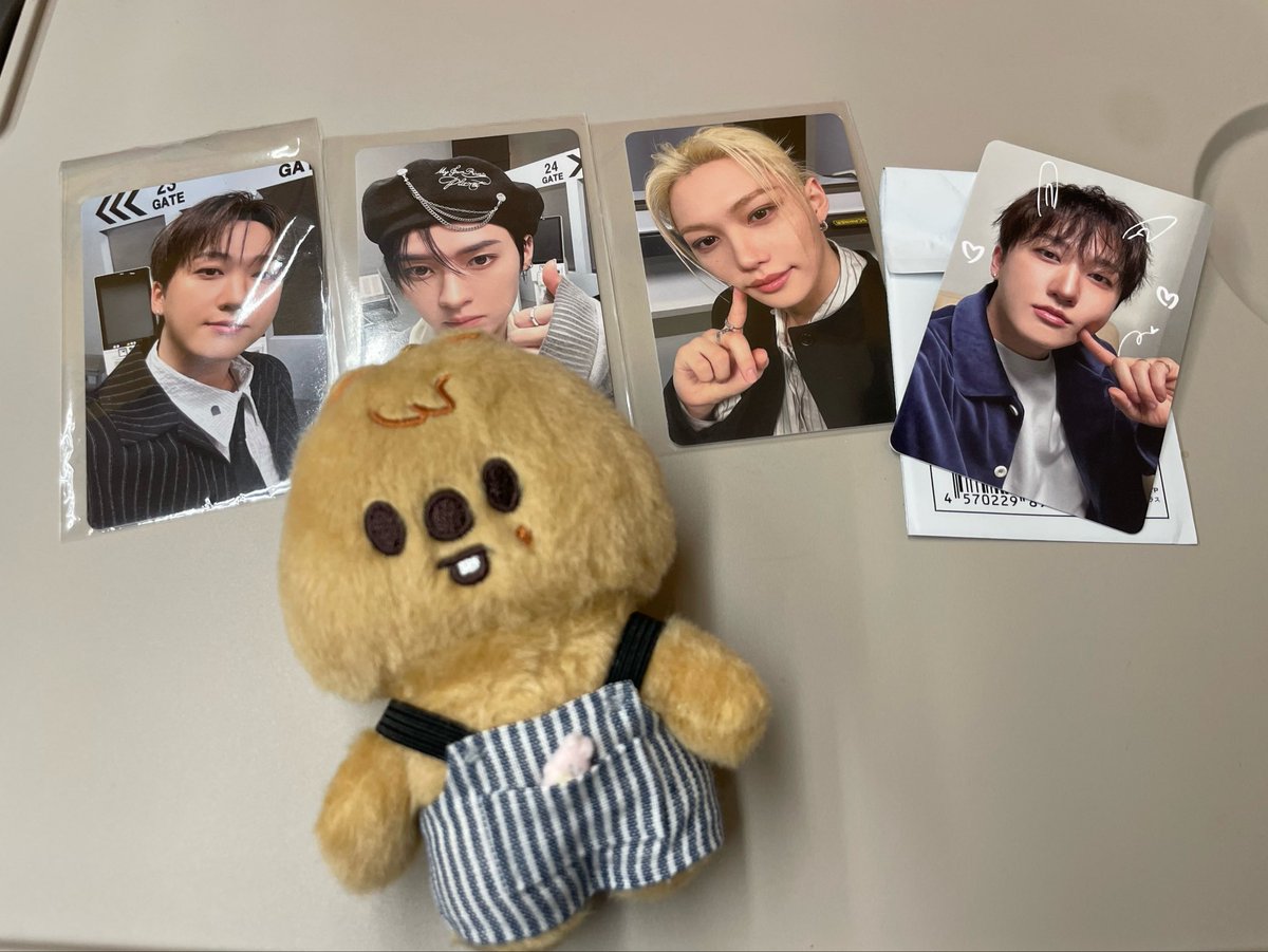 mickey_miki55's tweet photo. straykids RUN IT 
譲▶︎チャンビン（ポップアップ）
       チャンビン、リノ、フィリックス
求▶︎ハン（ポップアップ）

異種交換となっても構いません！切実にどなたか条件の合う方をお探ししております😭
11/7東京ドーム手渡し>郵送 での交換です！
検索からお気軽にお声掛けください！ https://t.co/0dsBTU16jY