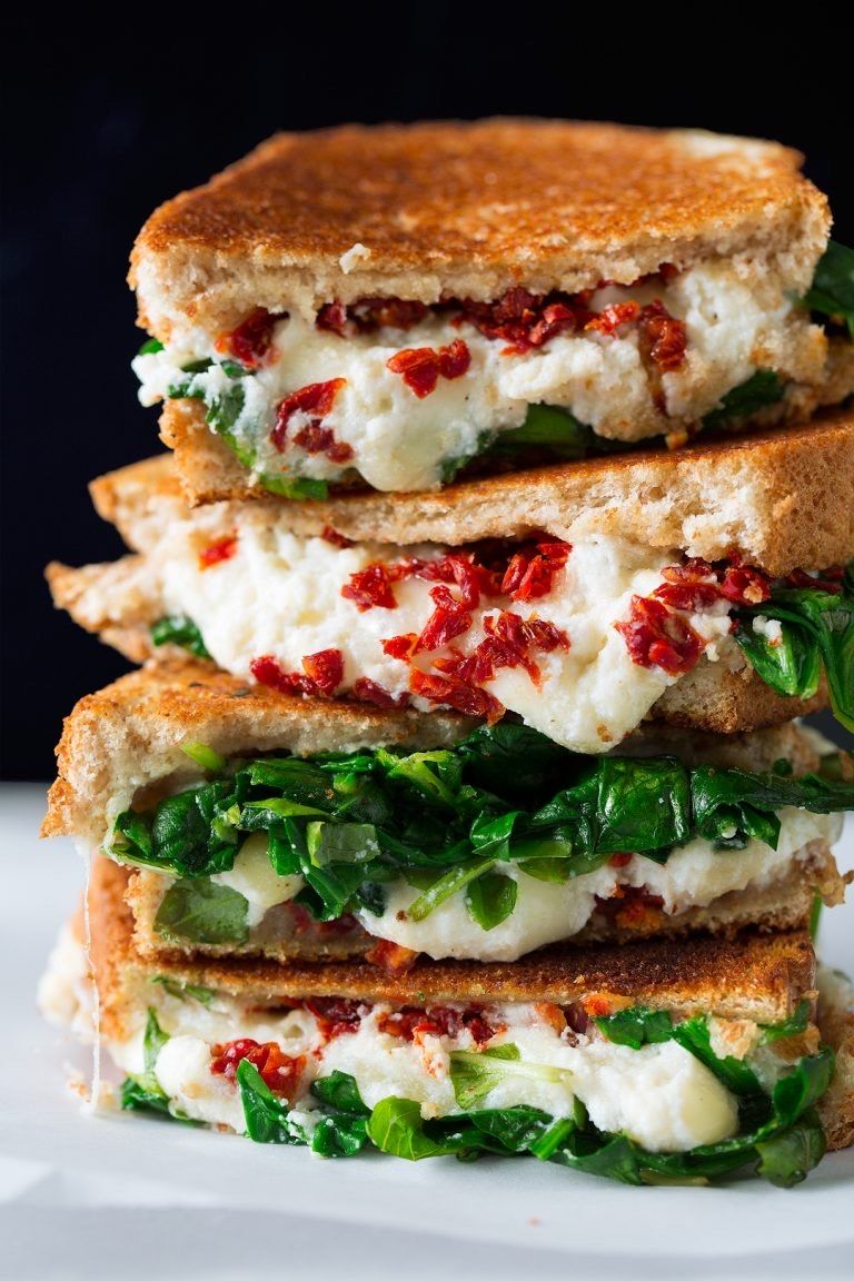 RyleighAtwldnf's tweet photo. [Compra de ingredientes frescos: tomates jugosos, espinacas tiernas y queso fresco, listos para cocinar comidas deliciosas esta semana!]， https://t.co/XQJx3lsm4k