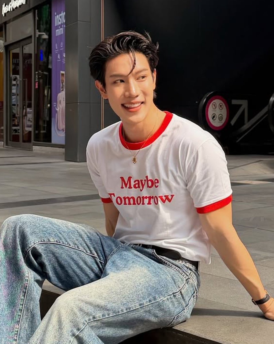 grtspl's tweet photo. sun-kissed and with gorgeous smile ✨

#grtsp @MisterGrtsp https://t.co/urkdP3Hjic