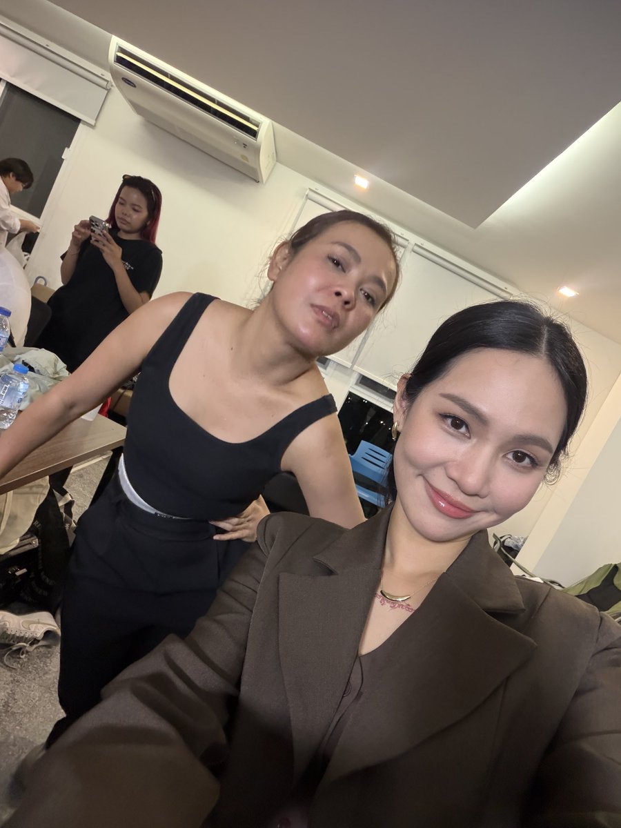 bintodes's tweet photo. หืมมม

KHOM KHLANG EP3
#ข่มขลังตอนที่3 https://t.co/dOTTdQoE3e