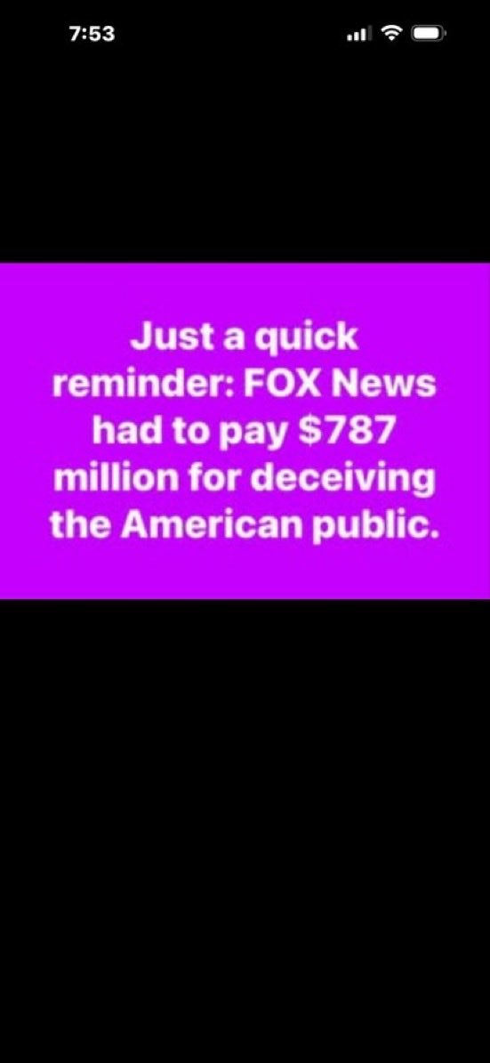 AngryWorld666's tweet photo. @WhiteHouse Right. Fox News gets a pass… https://t.co/pbii1Hq7cy