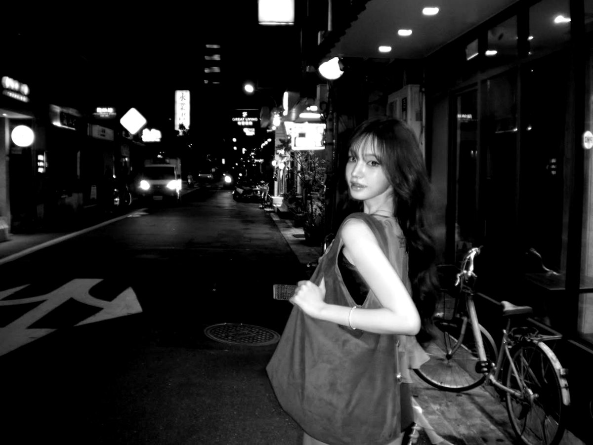 Lizyeyoolv tweet picture