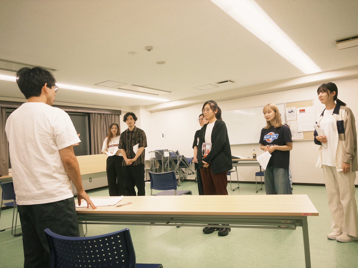 mika_hattori_'s tweet photo. #AM254
劇団員役のみなさまと演劇作るって
ちょいちょいまんま重なっちゃって
ずっと嫌じゃない違和感というか…
いつも観てる舞台の裏側
覗いちゃう感覚なのかしら…
観にきてください✨
🎫(服部美我専用予約フォーム)
https://t.co/4aP66NaY50 https://t.co/s08wzevrmK