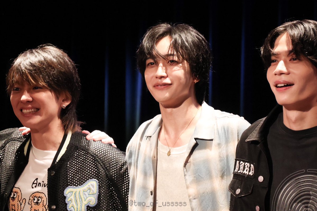 two_of_usssss's tweet photo. 260919  ACTORS LIVE FES「RGB!」1部
#井澤巧麻 #ヤスイカズマ #Anivel https://t.co/xWiOuSLVfW