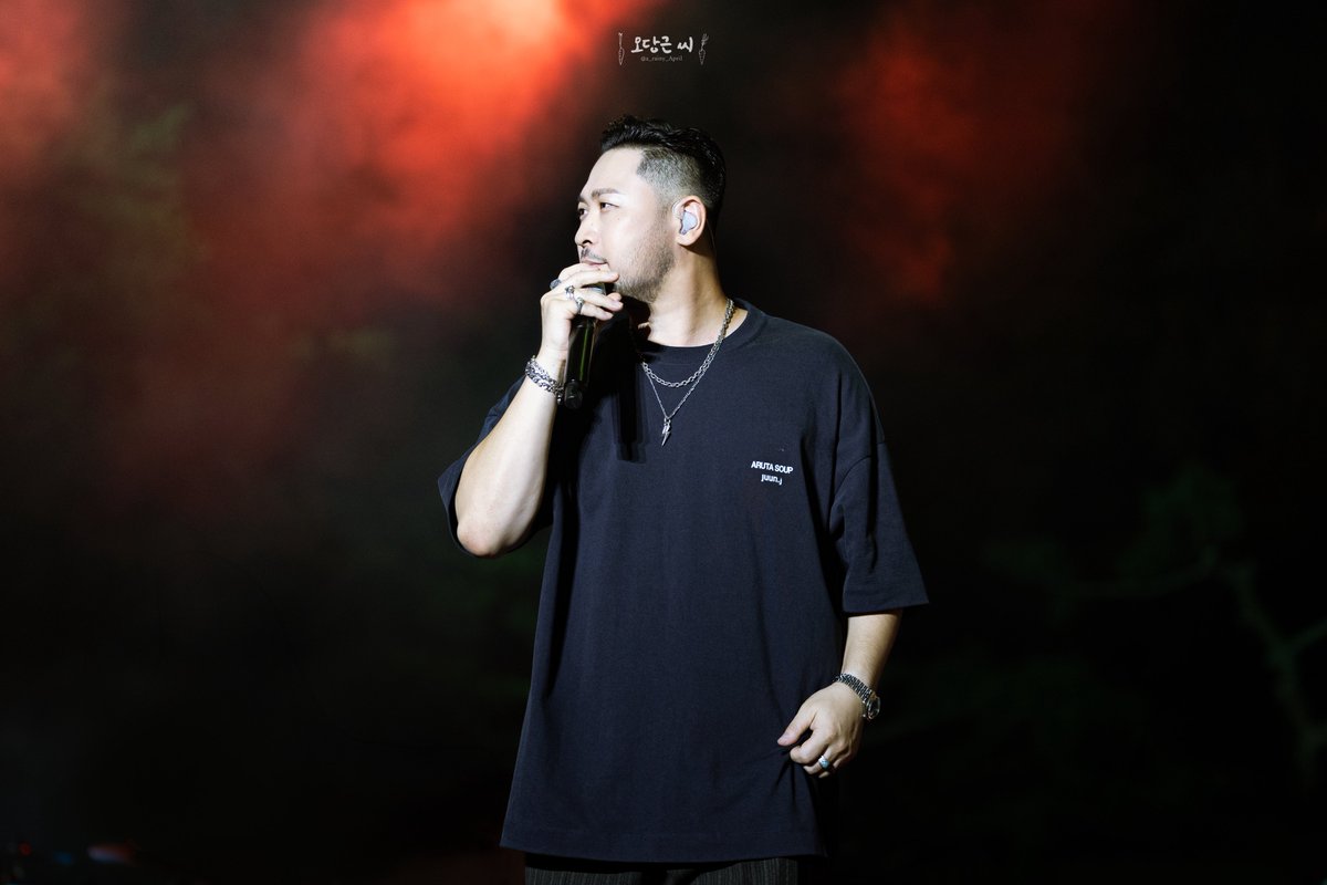 a_rainy_April's tweet photo. 260920 KB 조이올팍페스티벌
#에픽하이 #EPIKHIGH https://t.co/FcjXQYkiGT