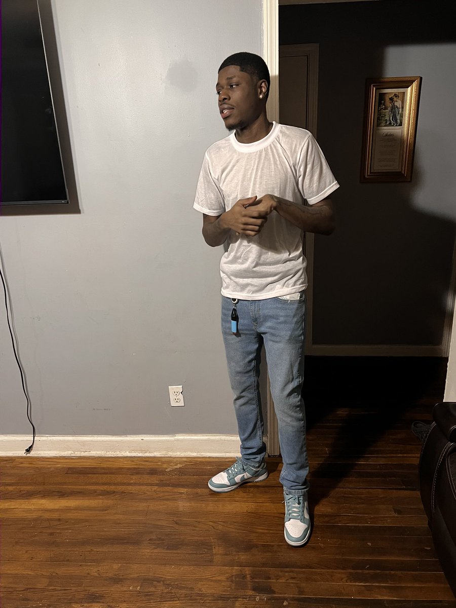 YoungNStepping1's tweet photo. Studio day https://t.co/6HefPlhZMU