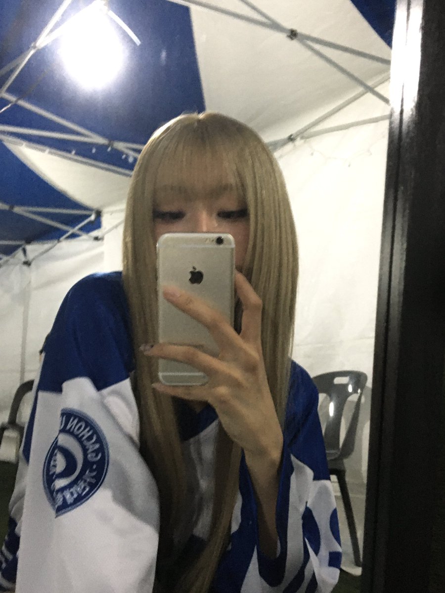 izna_offcl's tweet photo. [izME📮]

좋았다 💙

#izna #이즈나
#CHOIJUNGEUN #최정은 https://t.co/iCC34c1rc1