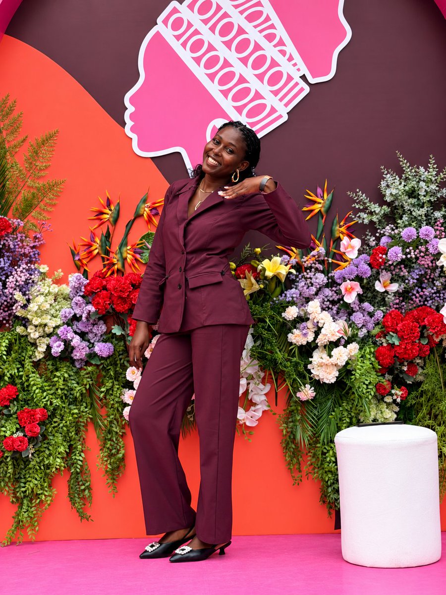 Onasanya_Sarah's tweet photo. Life is short, but I’m not. ❤️
@SheCodeAfrica said we should show up like it's our birthday and yes, I took it personal 🥰
This is how I showed up at the She Code Africa Summit on Saturday, and honestly, I left with much more than beautiful pictures.
#SCASUMMIT26 #DevOps https://t.co/ysMX2esfdi