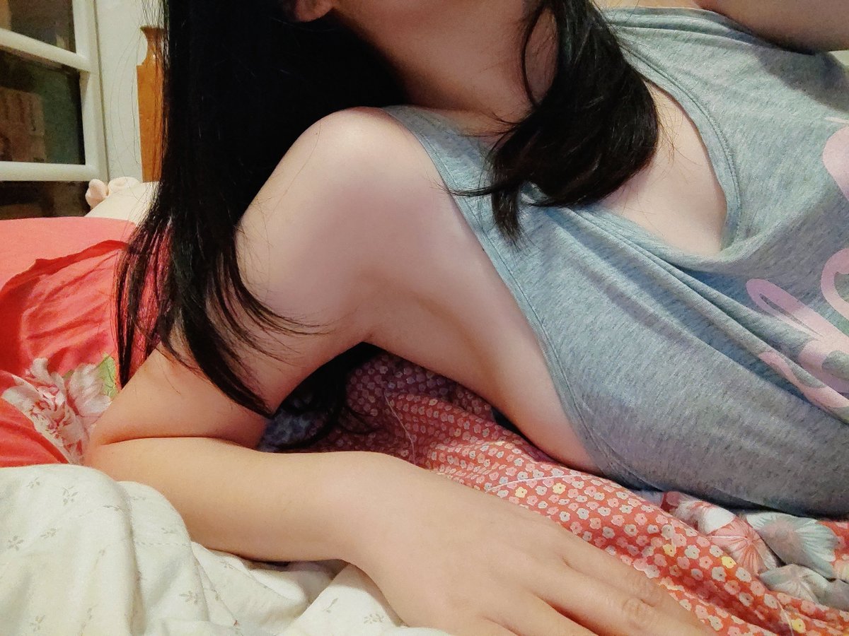 dsexy67's tweet photo. 有男生要来锐评我21的福嘛🥺                                                                  

睡不着来X发泄了                      

 流言1我真发🫢 https://t.co/Dz9pRCHxQw