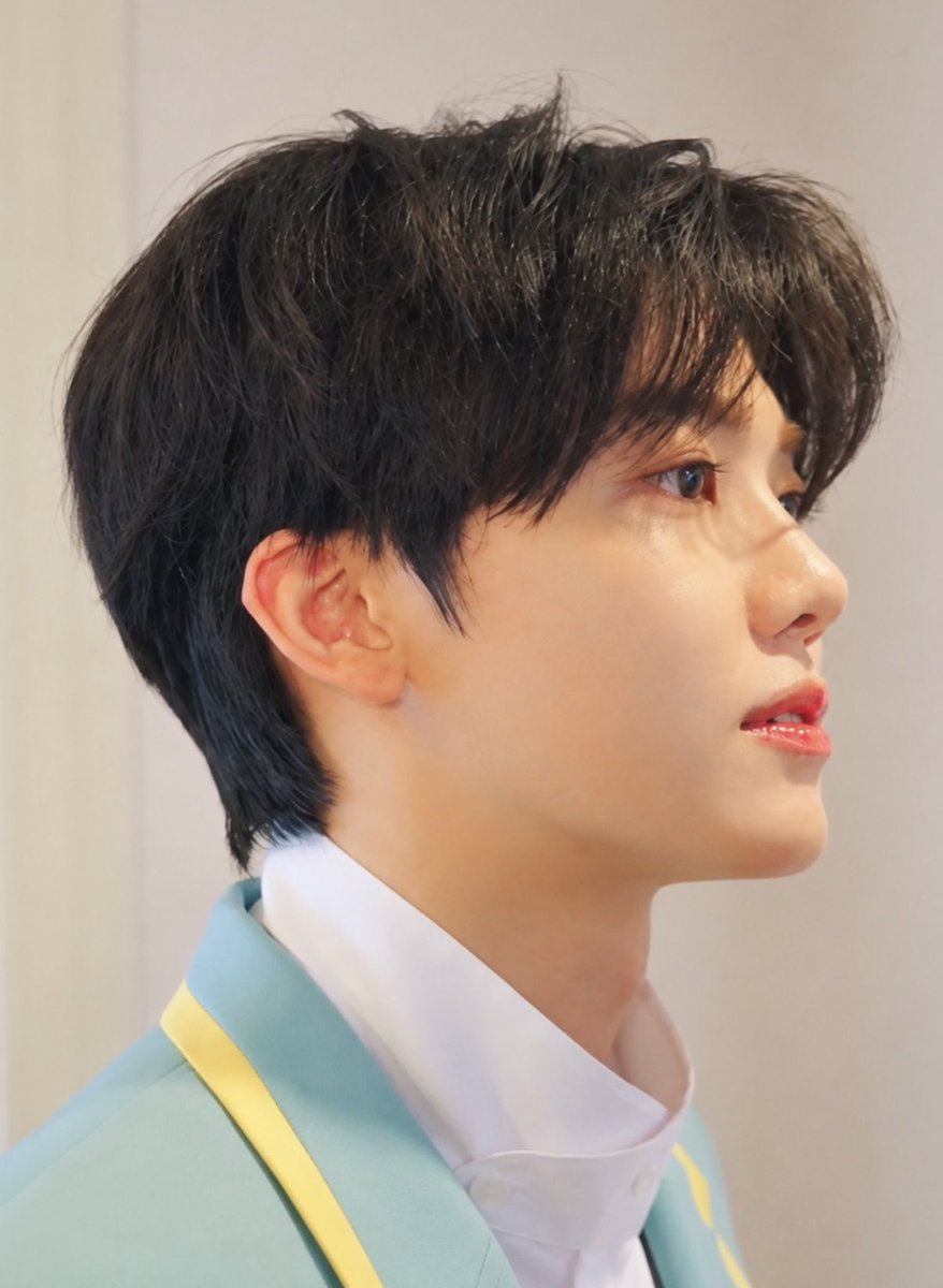 augustjaemie's tweet photo. JAEMIN HAS THE MOST PERFECT SIDE PROFILE EVER https://t.co/ePqOE2PIGH