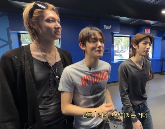 seonssean's tweet photo. MARTIN LU GEDE BANGET BUSET 😭 https://t.co/opbbqMrWfW