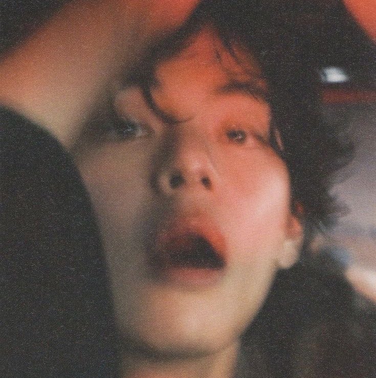 ihrtbunv's tweet photo. we need to have a serious conversation about him https://t.co/hjNtHJoFTO