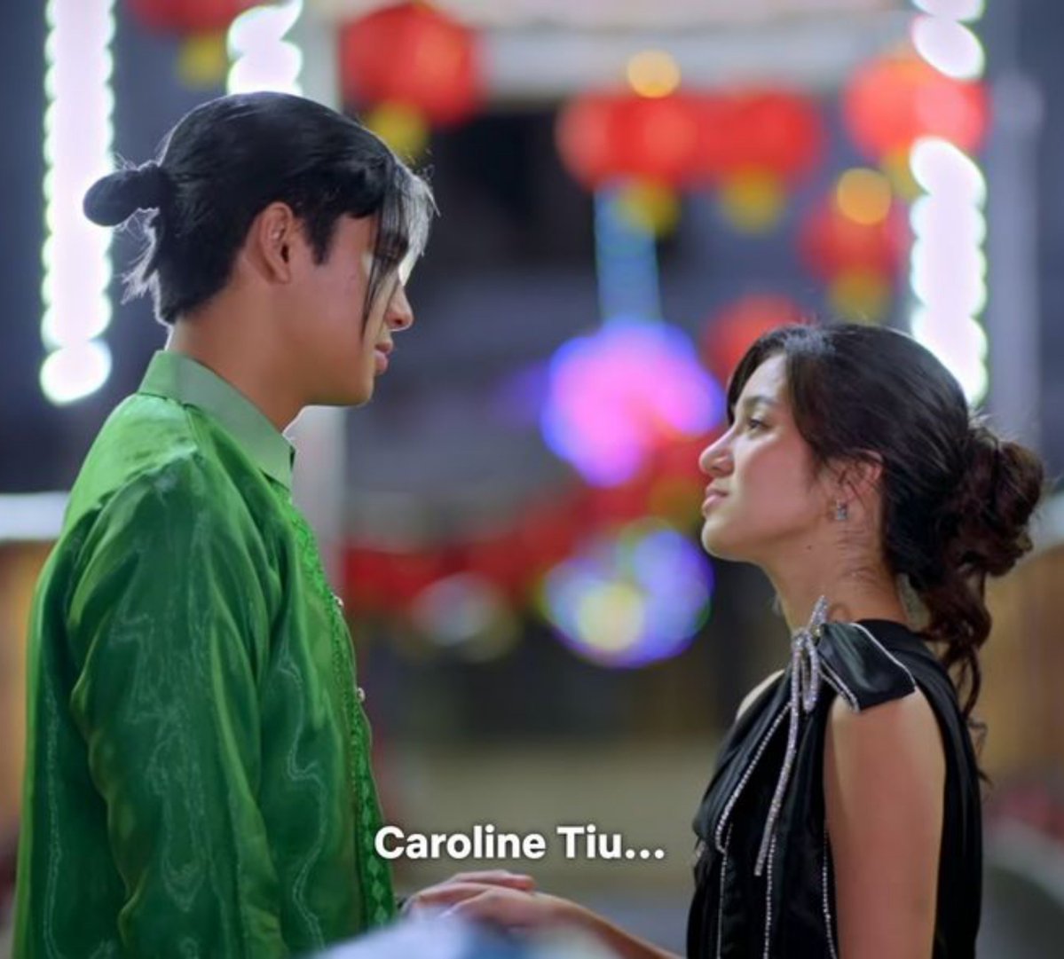 PIAYANG_03's tweet photo. Pati si Hannah napapasenti ng CBML kapag dumadaan sa Binondo ππ
Like girl, we get it!!! Isang kanto lang, biglang may flashback ng BingLing, Close your eyesπ΅πΆ, slow-mo, at βI miss this eraβ feels. ππ€
#DonBelle #CBML #DonnyPangilinan #BelleMariano #BingLing https://t.co/mZbOVkYUaR