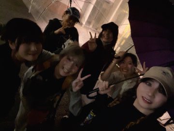 wararaira12's tweet photo. 小屋入りしました！
セットも照明も素敵すぎる😳👏

VIPの皆様、覚悟してください
想像以上に舞台と近いです

舞台に近いお席の
真ん中や後方のお席の

それぞれに見え方の良さがあるので
色んな楽しみ方をしていただけると嬉しいです☺️

幕が上がるの楽しみだなー🎵

#すたぁじあ https://t.co/gcqkinzHGe