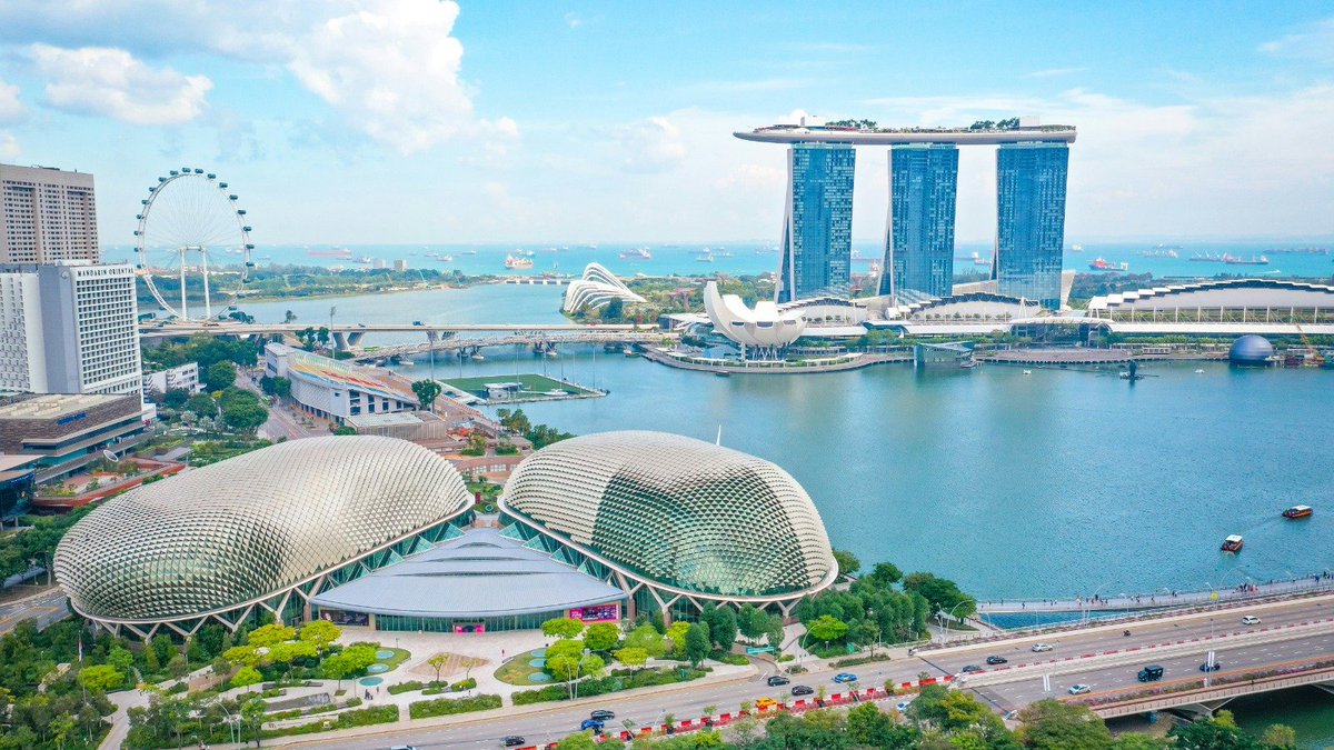 LoghanTravels's tweet photo. From Marina Bay Sands and Gardens by the Bay to Sentosa, Chinatown, Clarke Quay and Orchard Road, Singapore brings together modern luxury, vibrant culture and unforgettable experiences.

For bookings &amp; enquiries: 0111 463 492 | info@loghantravels.com https://t.co/dpL9LemmhY