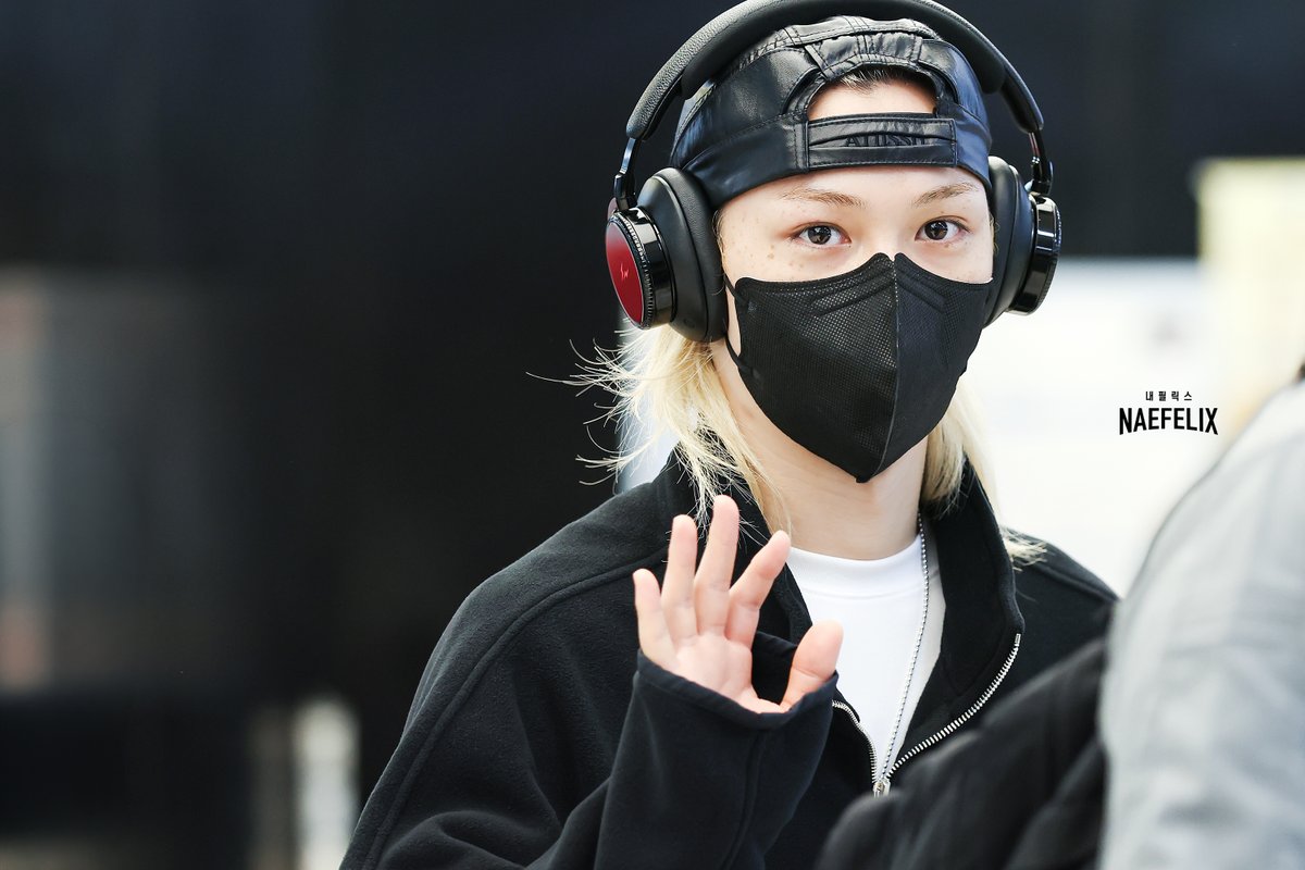 NAE_FELIX's tweet photo. ✔️260921 김포국제공항 입국 🛬

👋🏻🐥

#straykids #스트레이키즈 #felix #필릭스 #yongbok #용복 #NAEFELIX #내필릭스 https://t.co/36kBXvmzZs
