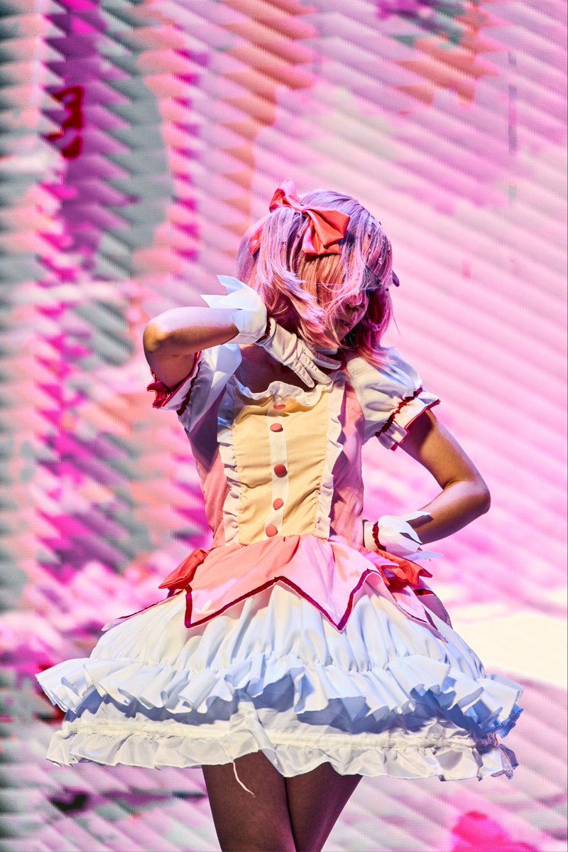 Mori3oo's tweet photo. Huhh?Is that Madoka Kaname!!🎀

#cosplay #madokamagica https://t.co/zuN4o0Mi7k