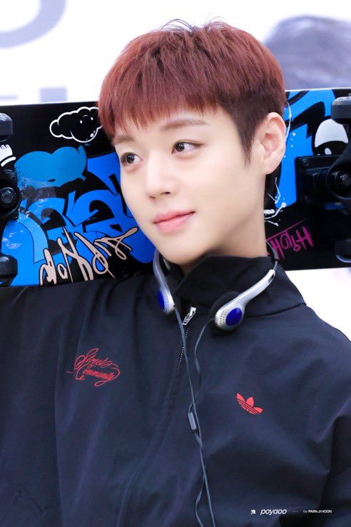 sumxhoon's tweet photo. 하루종일 보드 느끼는 중 //♥♥♥ https://t.co/K8bj8pnF4M